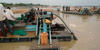 Machinery used for gold extraction by dredging in the Falémé river